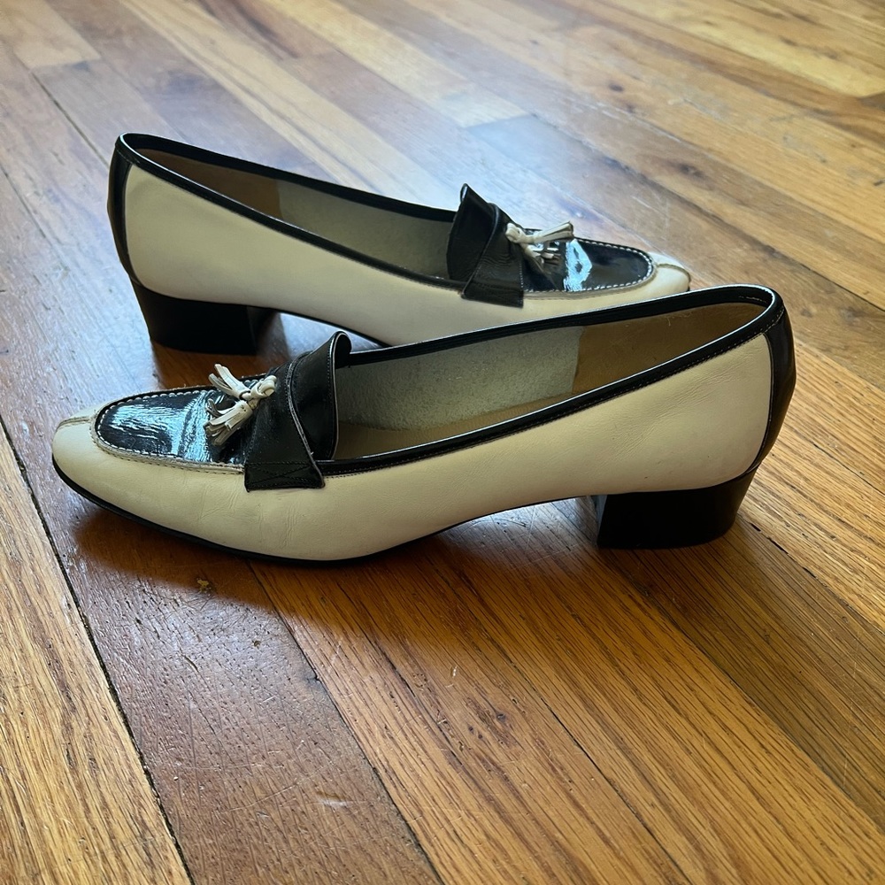 Ferragamo Tassel Loafers, Black & White Flats - Picture 7 of 9